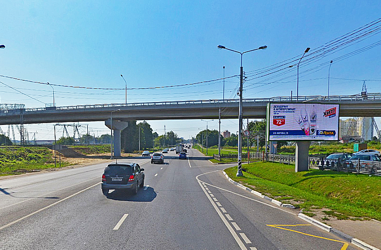 Домодедово Каширское шоссе рядом с ТЦ «Карусель» слева при движении из Москвы (A) цифровой билборд 3х6